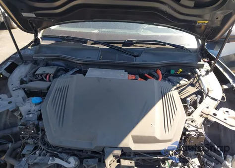 2019 Audi E-Tron Premium Plus из США, поврежденный, VIN WA1LAAGE7KB023438